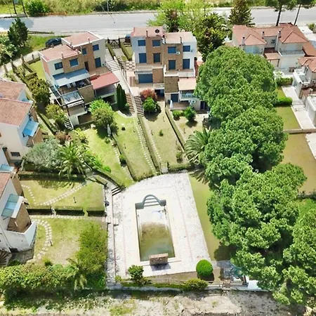 Vakantiehuis Cristina House 2 Bedrooms 6 Guests