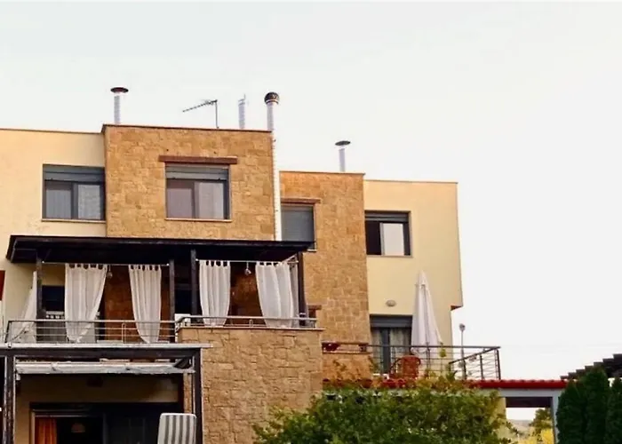 Cristina House 2 Bedrooms 6 Guests * ハニオティス