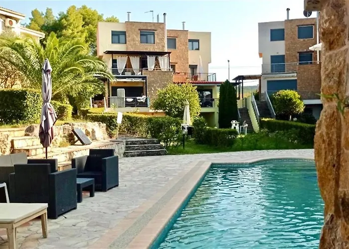 Cristina House 2 Bedrooms 6 Guests