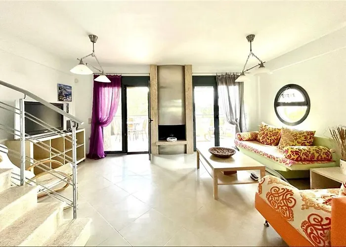 Cristina House 2 Bedrooms 6 Guests 別荘 *