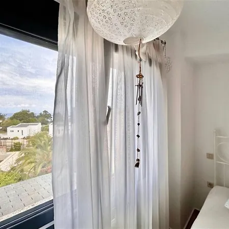 Cristina House 2 Bedrooms 6 Guests Dom wakacyjny