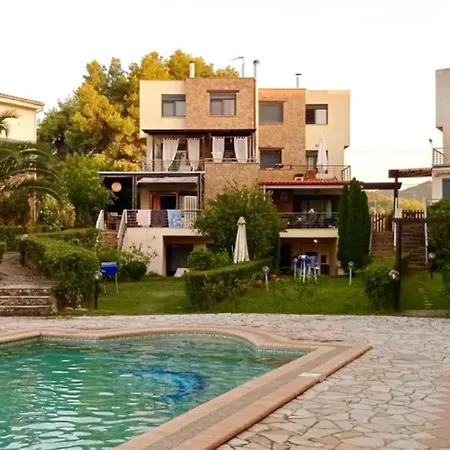 Christina House 2 Bedrooms 6 Guests Feriehus *